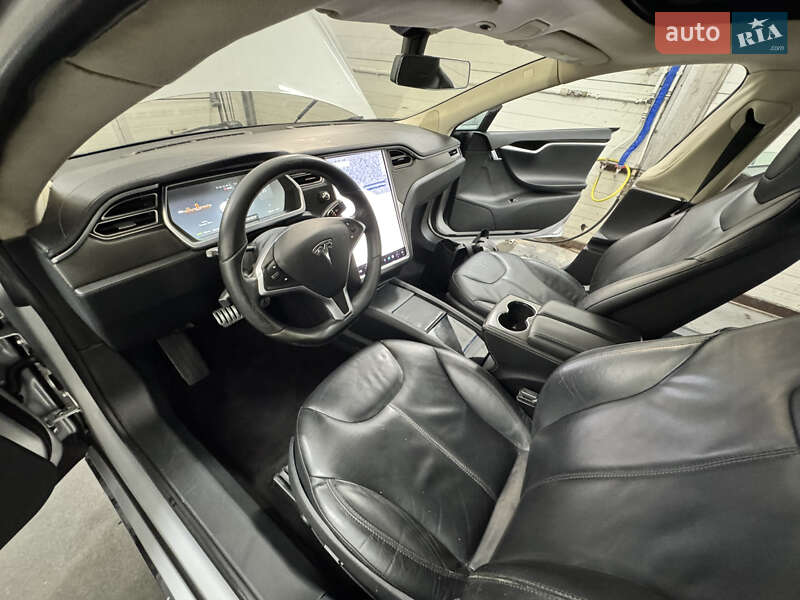 Ліфтбек Tesla Model S 2014 в Луцьку фото 24 Ліфтбек Tesla Model S 2014 в Луцьку