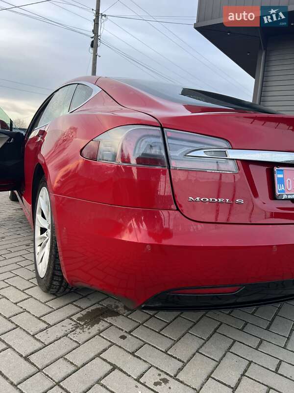 Лифтбек Tesla Model S 2018 в Сарнах фото 15 Лифтбек Tesla Model S 2018 в Сарнах