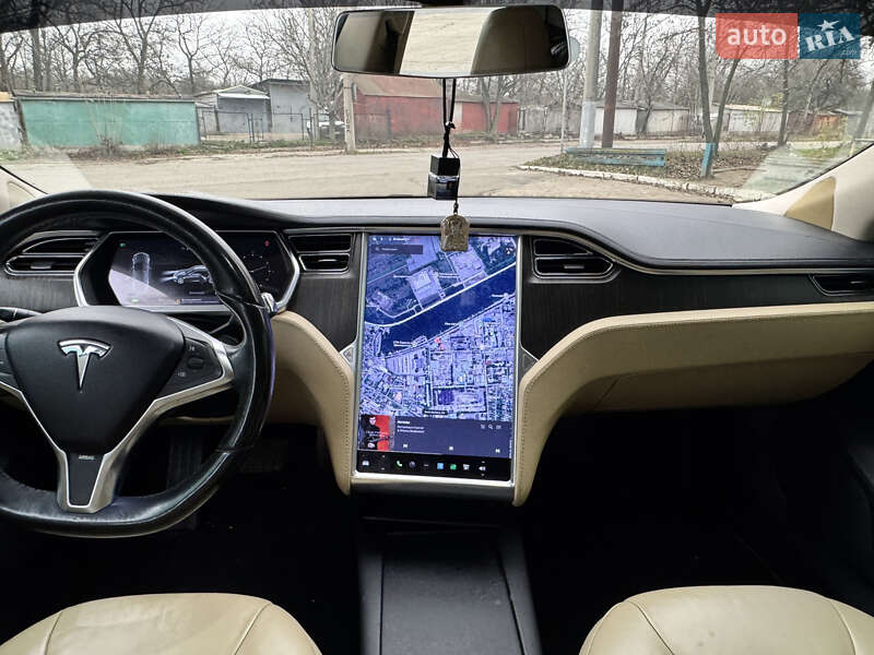 Ліфтбек Tesla Model S 2013 в Запоріжжі фото 4 Ліфтбек Tesla Model S 2013 в Запоріжжі
