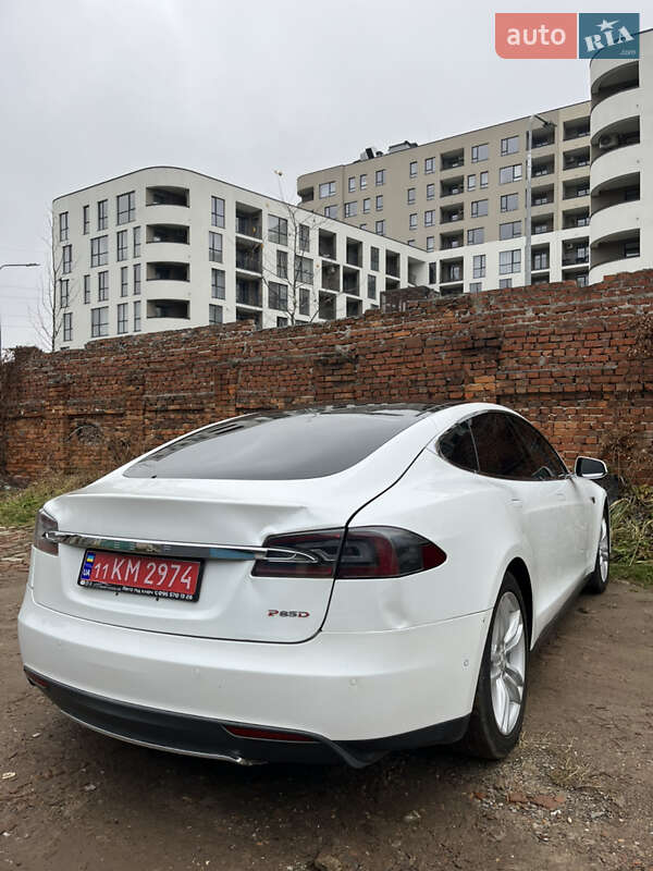 Лифтбек Tesla Model S 2014 в Львове фото 12 Лифтбек Tesla Model S 2014 в Львове