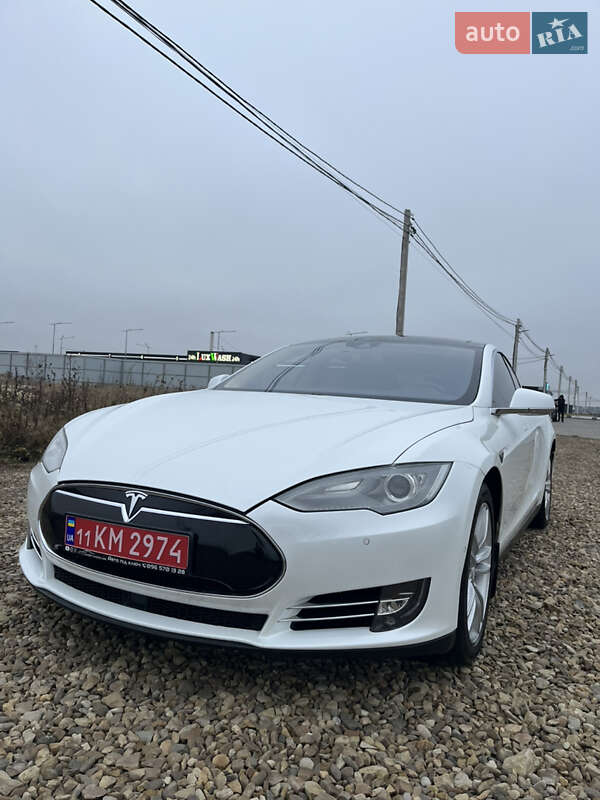Лифтбек Tesla Model S 2014 в Львове фото 42 Лифтбек Tesla Model S 2014 в Львове