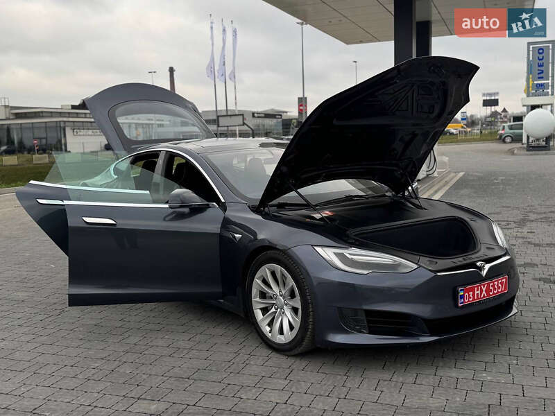 Лифтбек Tesla Model S 2017 в Львове фото 7 Лифтбек Tesla Model S 2017 в Львове