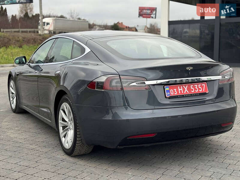 Лифтбек Tesla Model S 2017 в Львове фото 3 Лифтбек Tesla Model S 2017 в Львове