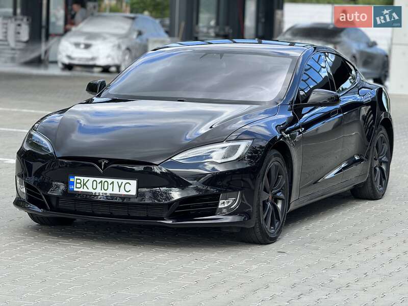 Лифтбек Tesla Model S 2018 в Ровно фото 4 Лифтбек Tesla Model S 2018 в Ровно