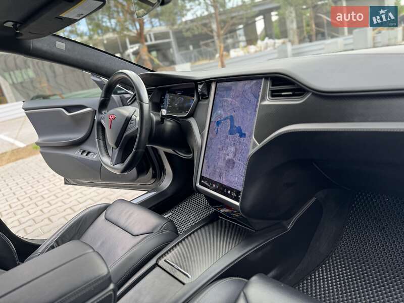 Лифтбек Tesla Model S 2018 в Ровно фото 35 Лифтбек Tesla Model S 2018 в Ровно