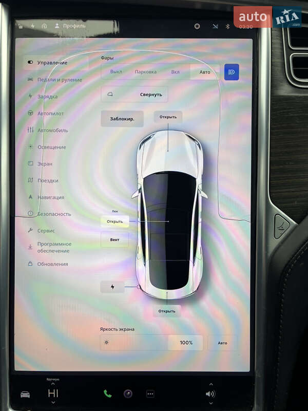 Лифтбек Tesla Model S 2016 в Львове