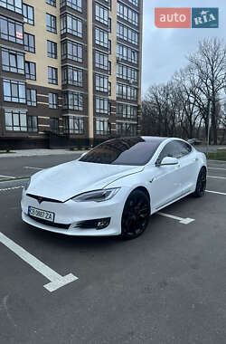 Ліфтбек Tesla Model S 2020 в Чернігові
