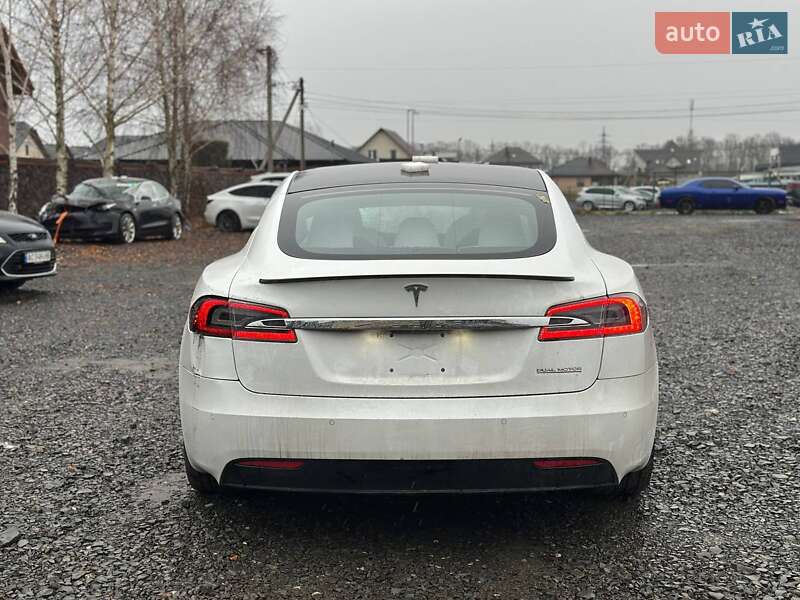 Лифтбек Tesla Model S 2020 в Луцке фото 5 Лифтбек Tesla Model S 2020 в Луцке