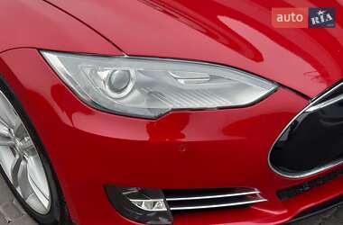 Лифтбек Tesla Model S 2014 в Ровно