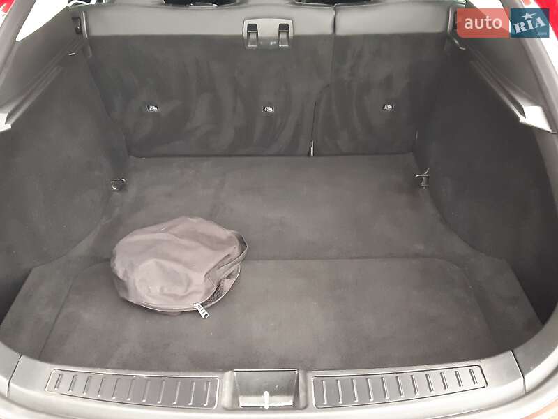 Лифтбек Tesla Model S 2014 в Ровно