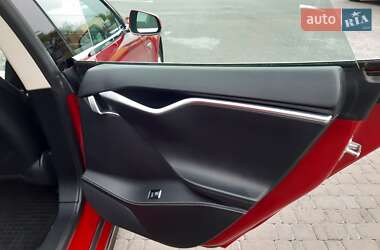 Лифтбек Tesla Model S 2014 в Ровно
