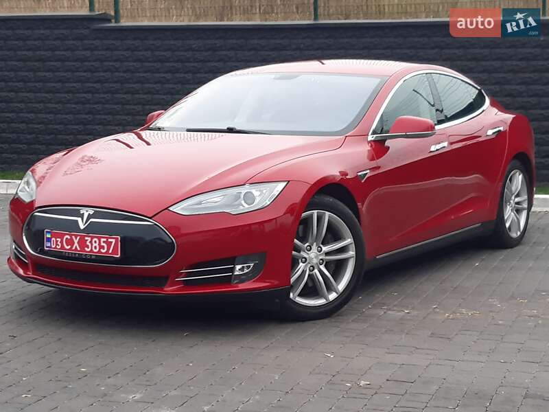 Лифтбек Tesla Model S 2014 в Ровно