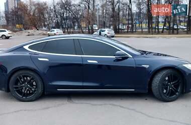 Лифтбек Tesla Model S 2014 в Киеве