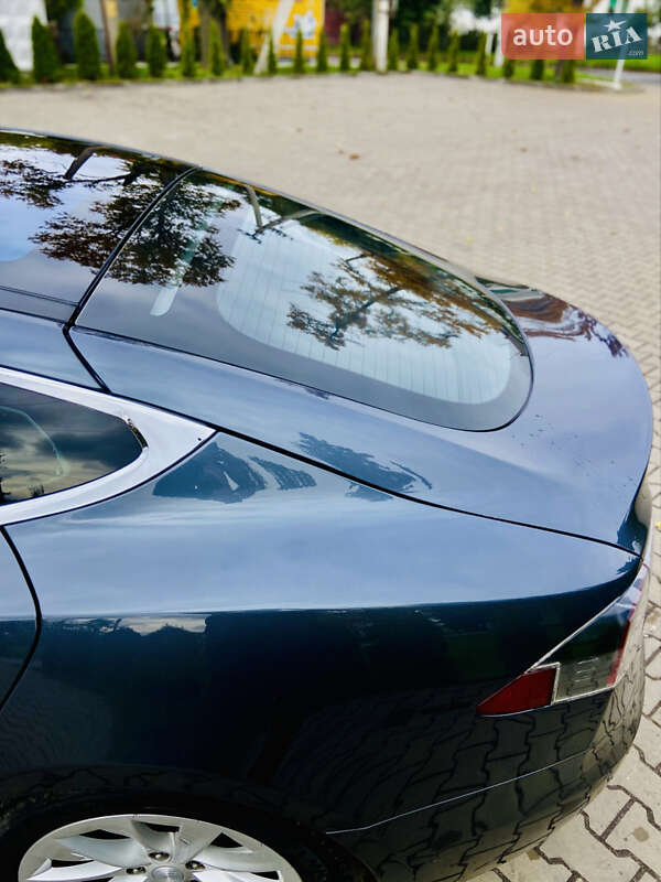 Лифтбек Tesla Model S 2016 в Луцке фото 11 Лифтбек Tesla Model S 2016 в Луцке