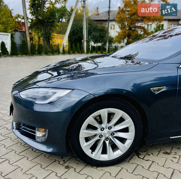 Лифтбек Tesla Model S 2016 в Луцке фото 27 Лифтбек Tesla Model S 2016 в Луцке