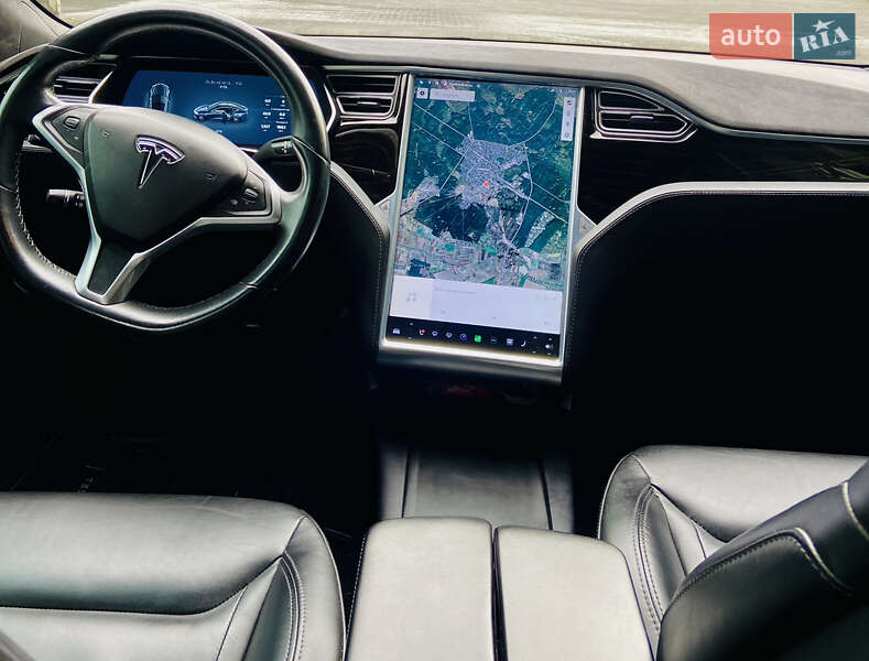 Лифтбек Tesla Model S 2016 в Луцке фото 41 Лифтбек Tesla Model S 2016 в Луцке