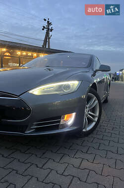 Ліфтбек Tesla Model S 2014 в Житомирі