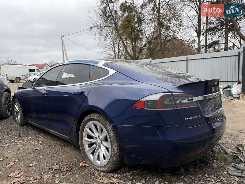 Лифтбек Tesla Model S 2017 в Львове фото 3 Лифтбек Tesla Model S 2017 в Львове