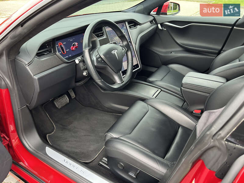 Лифтбек Tesla Model S 2018 в Львове фото 12 Лифтбек Tesla Model S 2018 в Львове