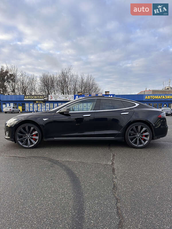Лифтбек Tesla Model S 2014 в Киеве фото 7 Лифтбек Tesla Model S 2014 в Киеве