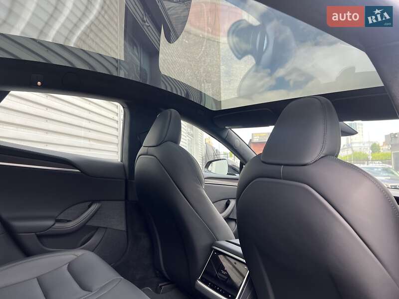 Лифтбек Tesla Model S 2023 в Киеве фото 23 Лифтбек Tesla Model S 2023 в Киеве
