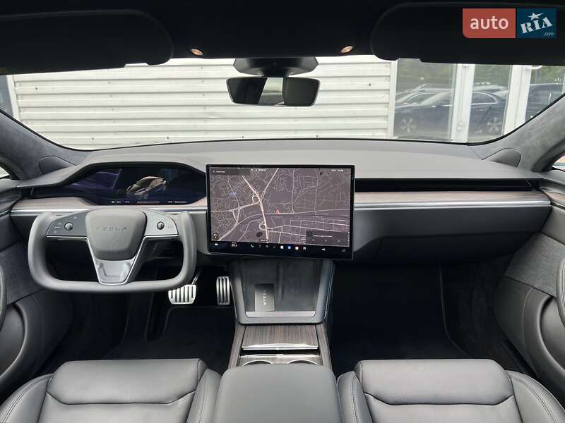 Лифтбек Tesla Model S 2023 в Киеве фото 12 Лифтбек Tesla Model S 2023 в Киеве