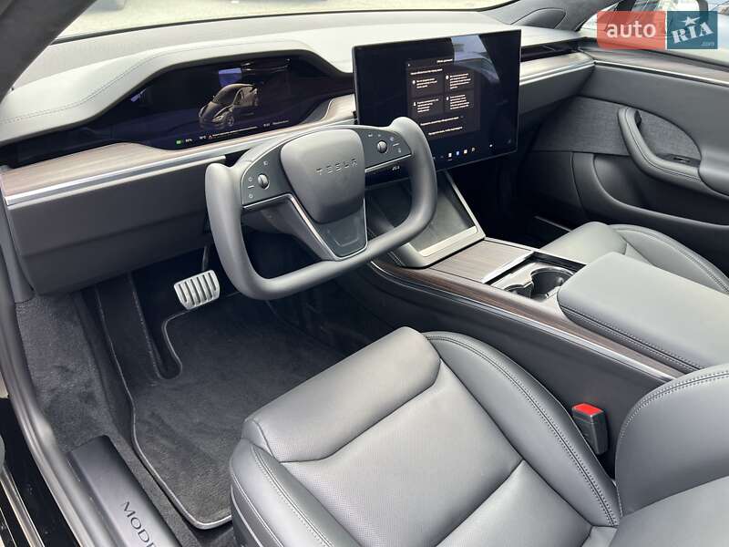 Лифтбек Tesla Model S 2023 в Киеве фото 15 Лифтбек Tesla Model S 2023 в Киеве
