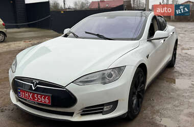 Лифтбек Tesla Model S 2014 в Львове