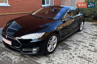 Ліфтбек Tesla Model S 2013 в Вінниці