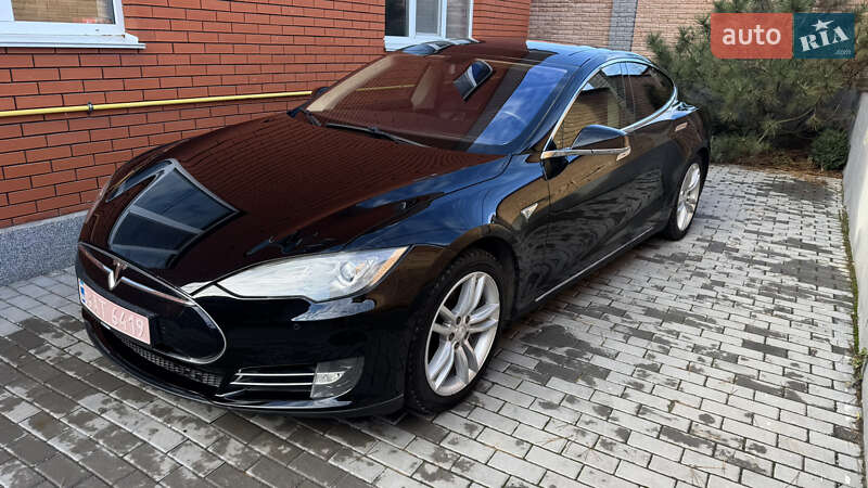 Tesla Model S 2013 Tesla Model S 2013