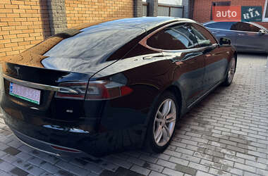 Лифтбек Tesla Model S 2013 в Виннице