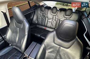 Лифтбек Tesla Model S 2013 в Виннице