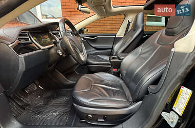 Лифтбек Tesla Model S 2013 в Виннице