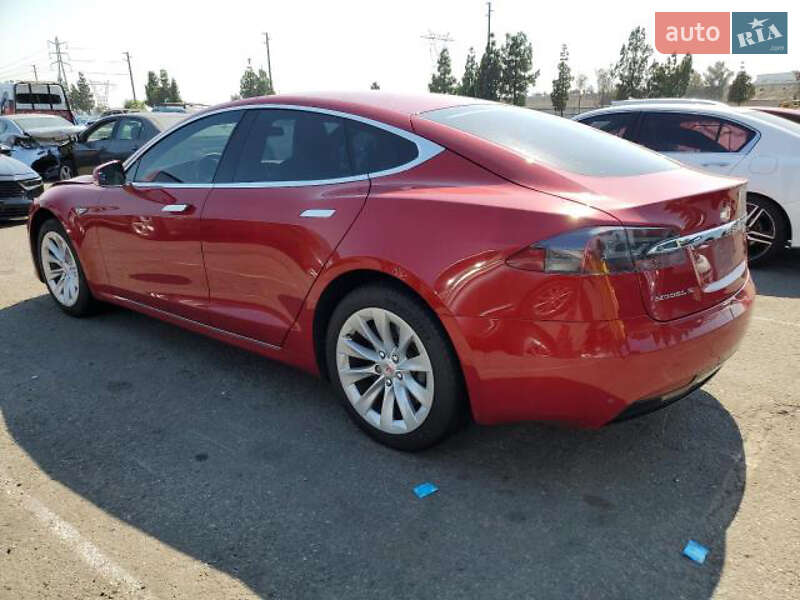 Лифтбек Tesla Model S 2016 в Ивано-Франковске фото 3 Лифтбек Tesla Model S 2016 в Ивано-Франковске