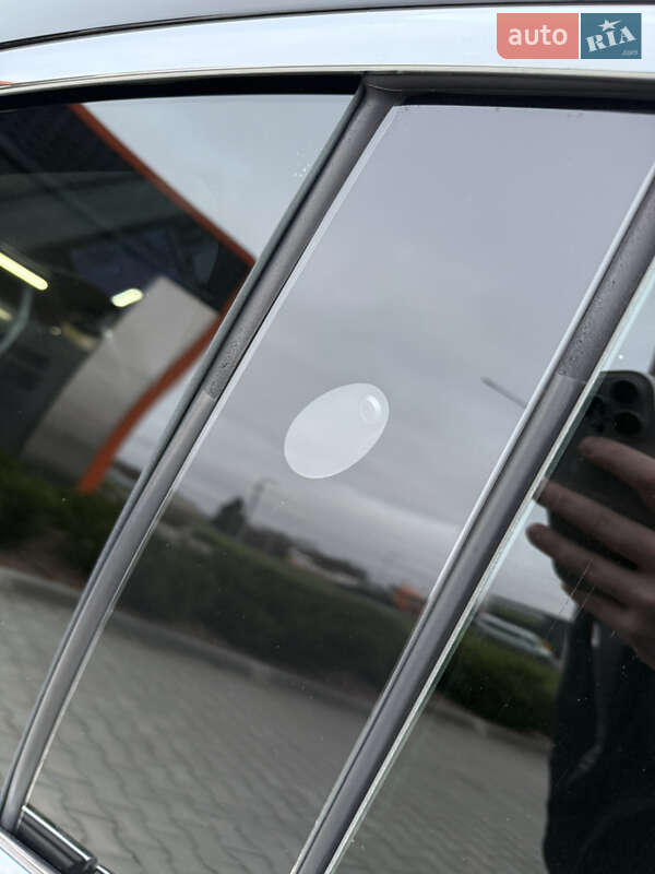 Лифтбек Tesla Model S 2017 в Харькове