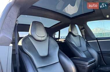 Лифтбек Tesla Model S 2017 в Киеве