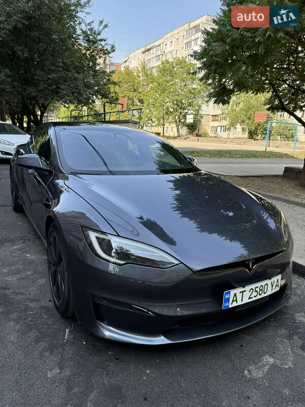 Tesla Model S 2022