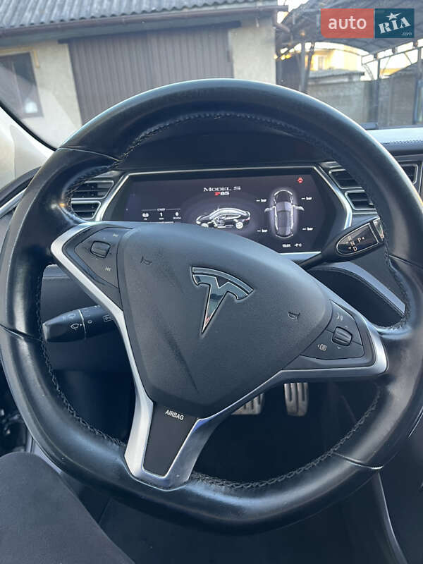 Лифтбек Tesla Model S 2013 в Корце фото 13 Лифтбек Tesla Model S 2013 в Корце