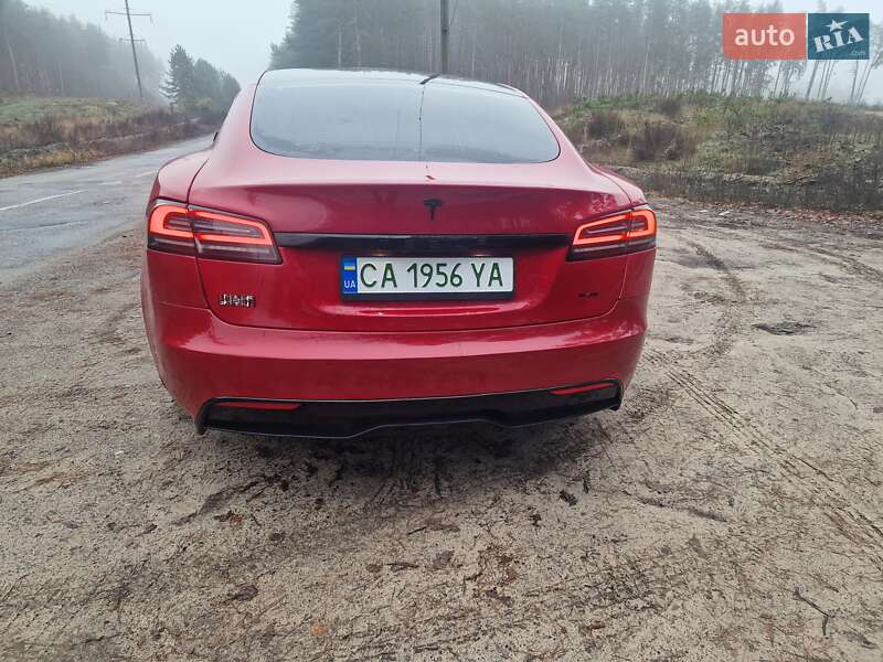 Лифтбек Tesla Model S 2022 в Черкассах фото 13 Лифтбек Tesla Model S 2022 в Черкассах