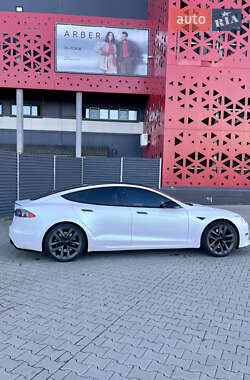 Лифтбек Tesla Model S 2021 в Киеве