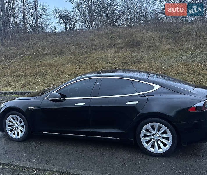 Лифтбек Tesla Model S 2018 в Ровно фото 6 Лифтбек Tesla Model S 2018 в Ровно