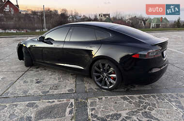 Лифтбек Tesla Model S 2017 в Черкассах
