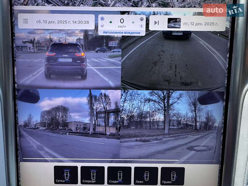 Лифтбек Tesla Model S 2017 в Черкассах