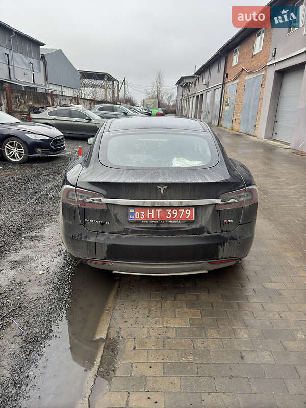 Лифтбек Tesla Model S 2014 в Луцке фото 4 Лифтбек Tesla Model S 2014 в Луцке