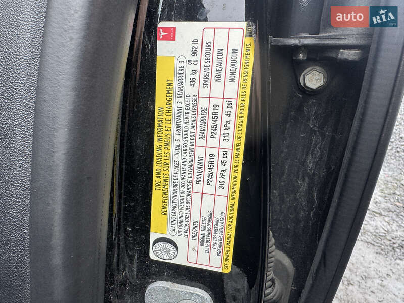 Лифтбек Tesla Model S 2014 в Луцке фото 8 Лифтбек Tesla Model S 2014 в Луцке