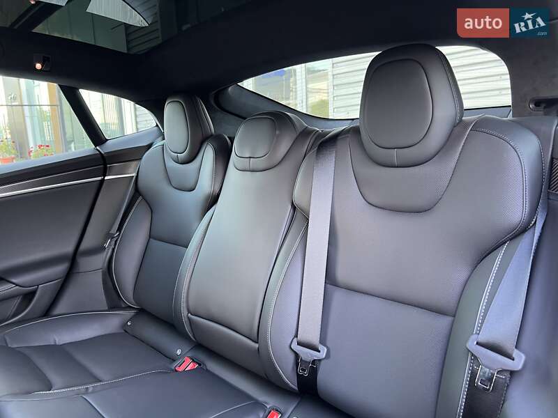 Лифтбек Tesla Model S 2022 в Киеве фото 25 Лифтбек Tesla Model S 2022 в Киеве