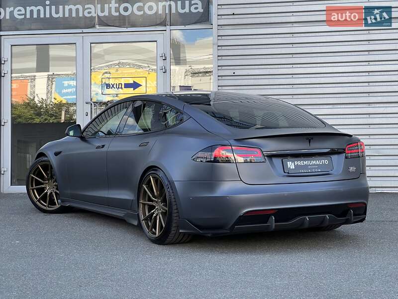 Лифтбек Tesla Model S 2022 в Киеве фото 11 Лифтбек Tesla Model S 2022 в Киеве