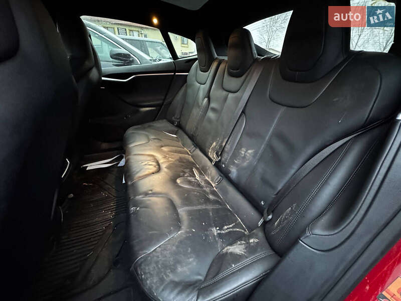 Лифтбек Tesla Model S 2016 в Луцке фото 9 Лифтбек Tesla Model S 2016 в Луцке