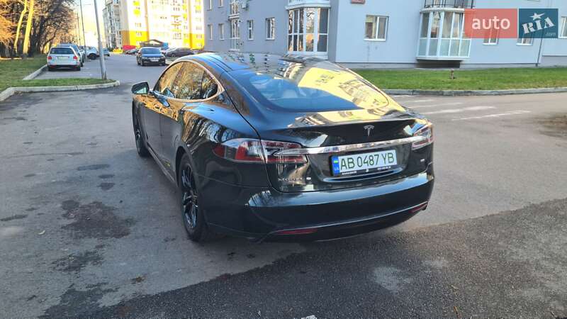 Лифтбек Tesla Model S 2013 в Виннице фото 11 Лифтбек Tesla Model S 2013 в Виннице