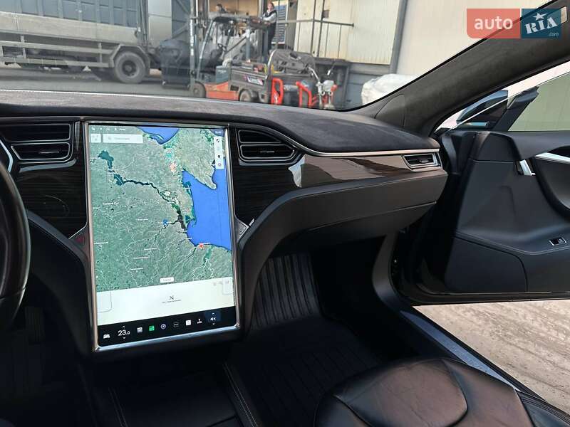 Лифтбек Tesla Model S 2015 в Одессе